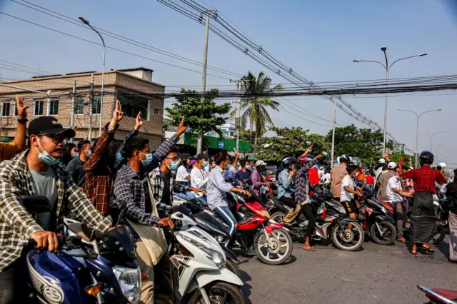 မေလ (၁၈)ရက်နေ့ မနက်ပိုင်းက စစ်ကောင်စီဆန့်ကျင်ရေး ဆန္ဒပြပွဲ