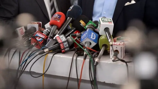 پشاور میں صحافیوں کے لیے ویکسین فراہم کرنے کا حکم