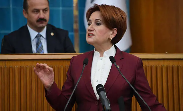 akşener