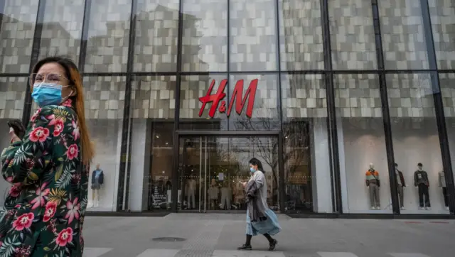 H&M၊ မြန်မာအထည်စက်ရုံ၊ စစ်အာဏာသိမ်း