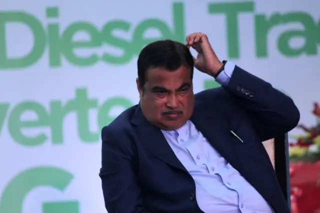 नितिन गडकरी