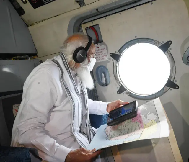 கடற்படை இந்திய பிரதமர் மோதி