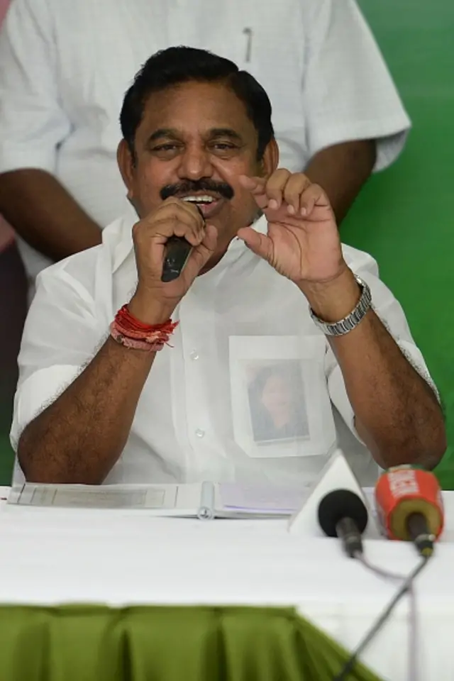 పళనిస్వామి