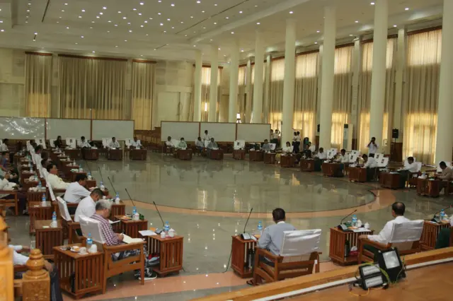 ရွေးကော်နဲ့မတွေ့မီ နိုင်ငံရေးပါတီ ၂၄ ပါတီ ပြည်ခိုင်ဖြိုးရုံးချုပ်မှာတွေ့