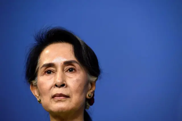 ၂၀၁၇ ခုနှစ်တုန်းက ဆွီဒင်နိုင်ငံရောက် ဒေါ်အောင်ဆန်းစုကြည်