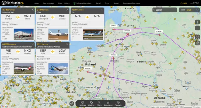 Как сейчас облетают Беларусь (но не все). Данные портала Flightradar24