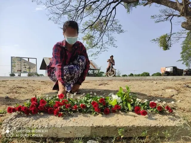 ဒီပဲယင်း အရေးခင်းဖြစ်ခဲ့တဲ့ ကြည်‌‌ကျေးရွာအုပ်စု၊ဘုရားထွက်ရွာ ထိပ်မှာပြုလုပ်တဲ့ အရေးအခင်းမှာ ကျဆုံးခဲ့သူတွေအတွက် ၁၈နှစ်ပြည့် အောက်မေ့ဖွယ်
