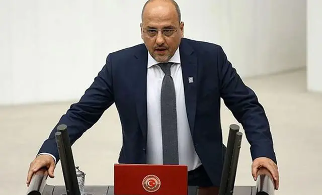 ahmet sık
