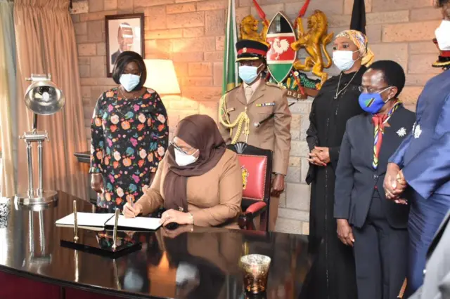 Samia apokelewa uwanja wa ndege Kenya