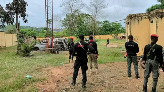 Ụlọọrụ ndị uweojii n'Obosi