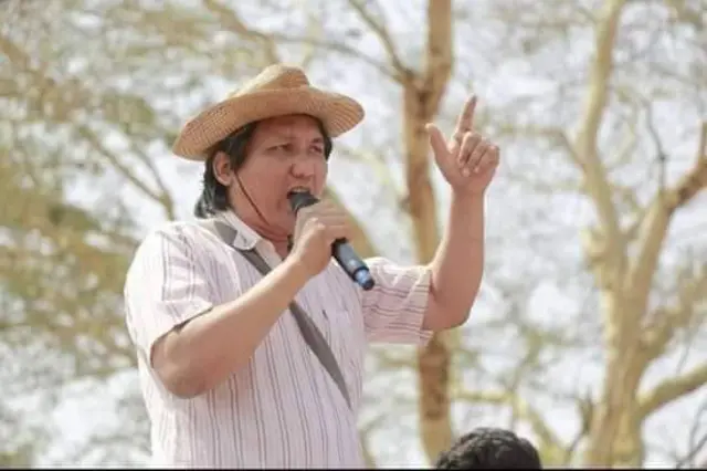 ကဗျာဆရာခက်သီ စစ်ကောင်စီတပ်ဖွဲ့တွေ ဖမ်းဆီးခံခဲ့ရအပြီး ညတွင်းချင်းသေဆုံး၊ ရောဂါ အခံမရှိဘူးလို့ ဇနီးသည် ပြော