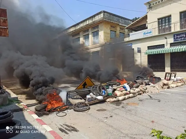 မြင်းမူမှာ စစ်ကောင်စီက ဆန္ဒပြသူတွေကို ပစ်ခတ်လို့ လူ ၄ ဦး ဒဏ်ရာရ