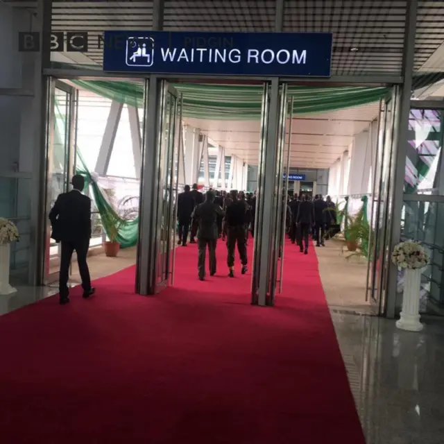 Shugaba Buhari ya isa Legas