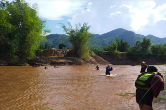 NCA အတိုင်းသွားမယ်ပြောပေမဲ့စစ်ကောင်စီနဲ့ကေအန်ယူတိုက်ပွဲတွေဆက်ဖြစ်နေ