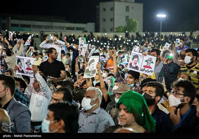 ابراهیم رئیسی نامزد انتخابات ریاست جمهوری ۱۴۰۰ در اولین سفر انتخاباتی خود به خوزستان رفت