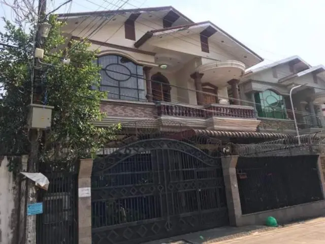 မတ်လ ၉ ရက်နေ့ကမာရွတ်မီဒီယာကို စီးနင်းရှာဖွေပြီးဖမ်းသွားခဲ့