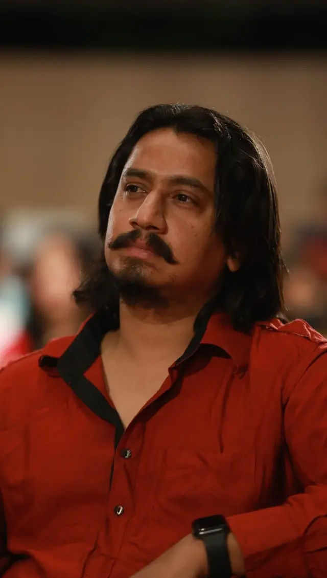 संचारी विजय