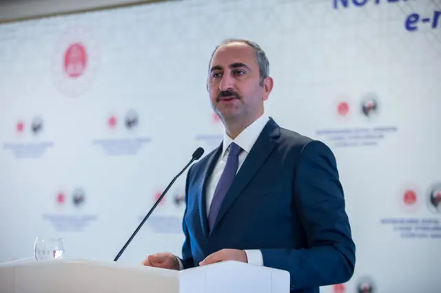 Adalet Bakanı Gül'den, "10 bin dolar alan siyasetçi" hakkında açıklama: Yargının görevi iddiaların üstüne gitmektir