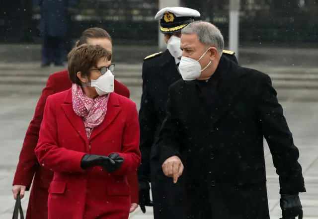Milli Savunma Bakanı Hulusi Akar, Alman mevkidaşı Kramp-Karrenbauer ile bugün Ankarada'da görüşecek