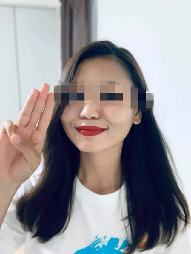 Red lip stick campaign