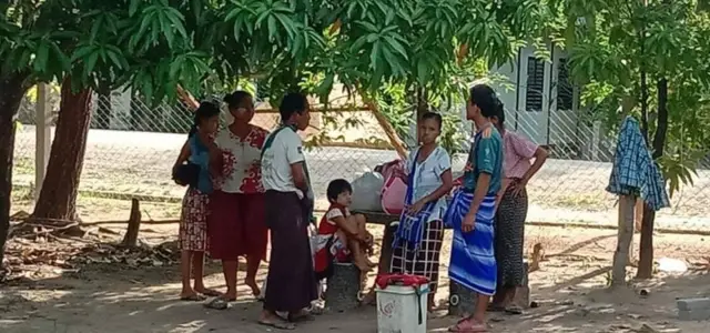 မြဝတီဖလူးတိုက်ပွဲကြောင့် စစ်ရှောင်တွေထပ်တိုး ၊ ထိုင်းဘက်ခြမ်းကိုလည်း ထွက်ပြေးရသူတွေရှိနေ