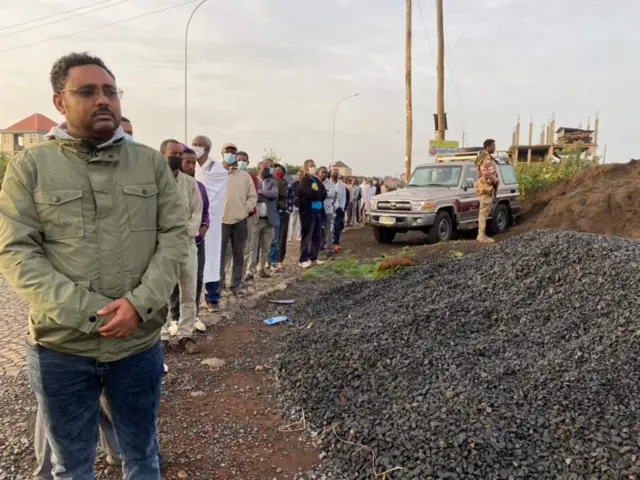 ምክትል ከንቲባ ባህርዳር ነቑጣ መረጻ ክሳብ ዝኽፈት ን45 ደቓይቕ ተጸብዩ