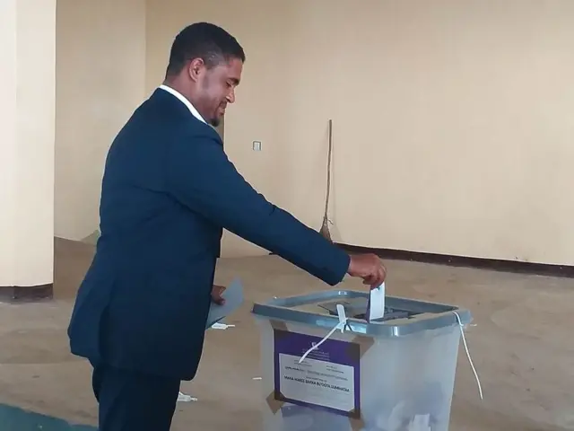 PMNO Obbo Shimallis Abdiisaa wayita filatan