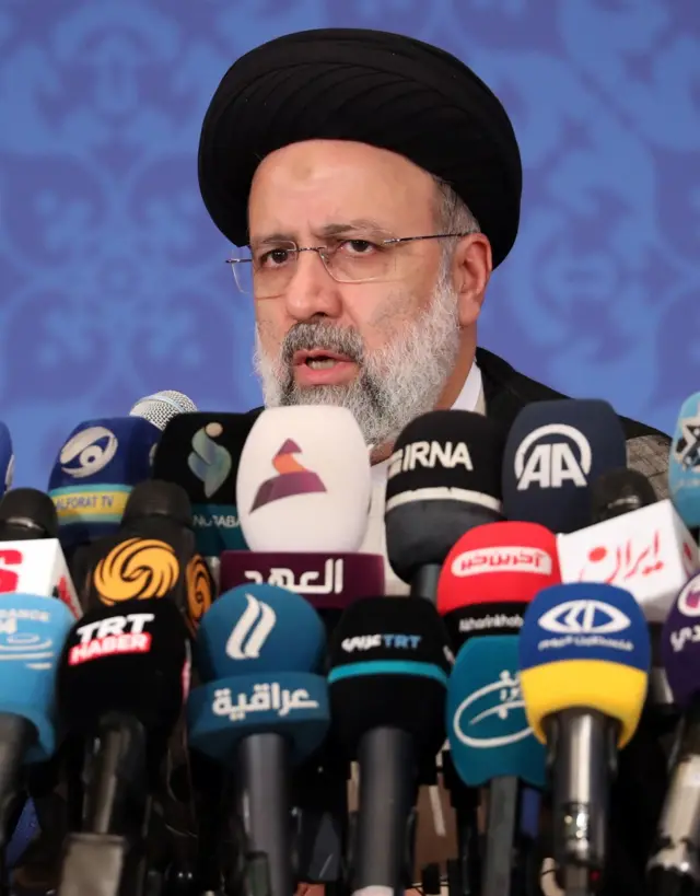 ईरान के नवनिर्वाचित राष्ट्रपति इब्राहीम रईसी