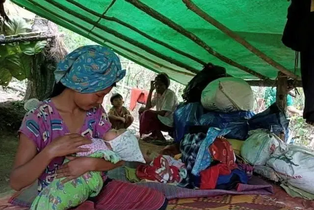 ကယားမှာတင် စစ်ဘေးရှောင် သိန်းကျော်ရှိနေ