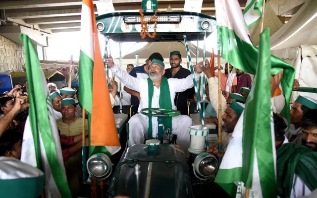 राकेश टिकैत