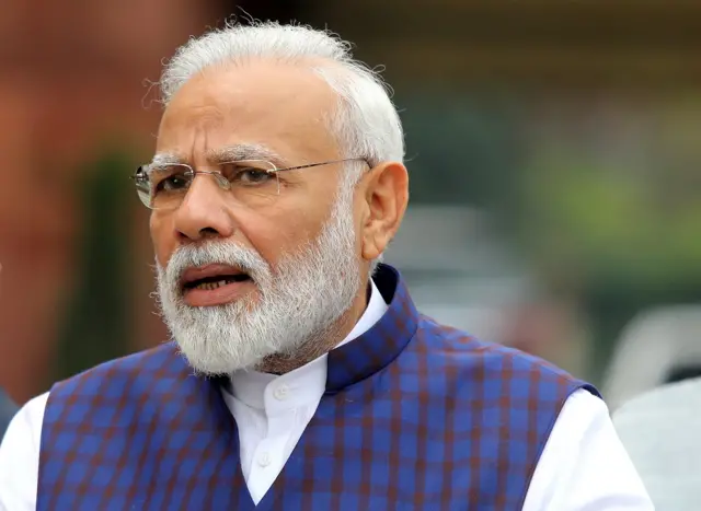 मोदी