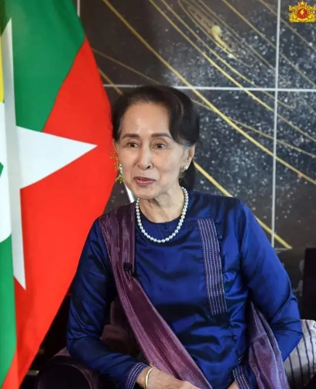 ဒေါ်အောင်ဆန်းစုကြည်ကို နိုင်ငံတော်လျှို့ဝှက်ချက် အက်ဥပဒေနဲ့တရားစွဲဆိုခံရတဲ့အမှုအတွက် ဇွန် (၁၇) ရက်ကို ရုံးချိန်းပြန်ချိန်း