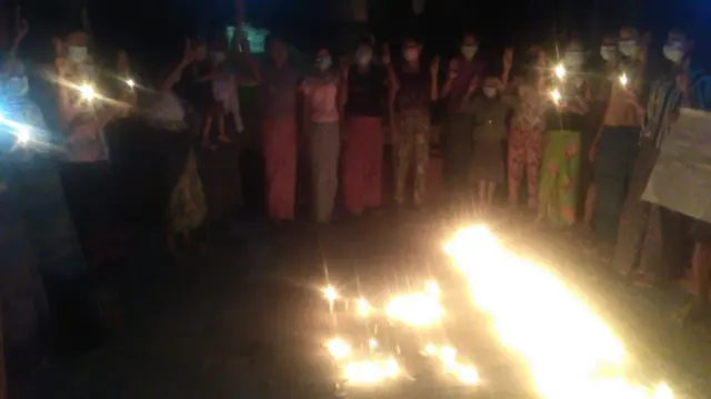 ဆိုင်ကယ်တိုက်မှုမဖြစ်ခင် ရွာသားတွေ ပထမဆုံးပြုလုပ်ခဲ့တဲ့ ဇွန်လ ၃ ရက်ည ညသပိတ်