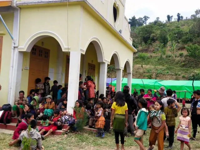 မင်းတပ်က စစ်ဘေးရှောင်စခန်းတစ်ခု