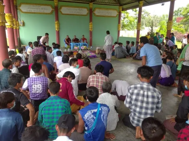 စစ်ကောင်စီတပ်ဖွဲ့ဝင်တွေ ပစ်ခတ်ချိန် သေဆုံးခဲ့တဲ့ရွှေညောင်နယ်ခံ ၂ ဦးရဲ့ဈာပနပြုလုပ်
