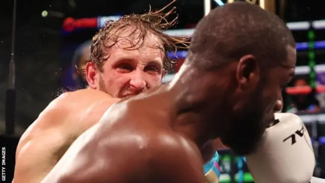 Floyd Mayweather Jr V Logan Paul