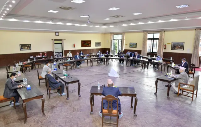 बालुवाटारमा जारी बैठक