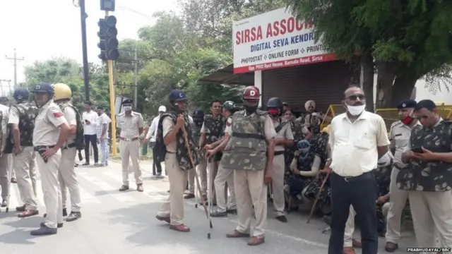 तैनात पुलिसकर्मी