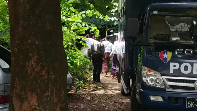 စစ်ဆန့်ကျင်ရေးဆန္ဒပြမှုကြောင့် ရခိုင်တက္ကသိုလ်ကျောင်းသားတချို့မနှစ်ကတည်းက ဖမ်းဆီးခံထားရတာပါ။