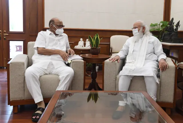 शरद पवार और पीएम मोदी की मुलाक़ात