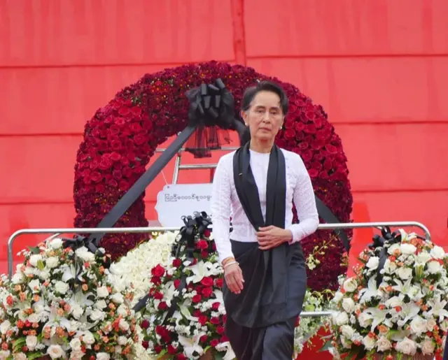 (၇၁)နှစ်မြောက်အာဇာနည်နေ့အခမ်းအနားကို တက်ရောက်ခဲ့ပုံ