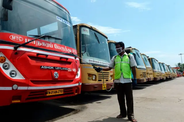 தமிழகத்தில் இ - பாஸ் முறை ரத்து