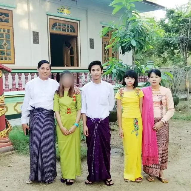 ဇနီးဖြစ်သူနဲ့ သားသမီး ၂ဦးကို လာရောက်ဖမ်းဆီးခေါ်ဆောင်သွား