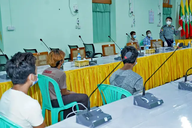 မကွေးမှာ အသက်မပြည့်လို့ ပြန်လွတ်လာတဲ့ လူငယ် ၅ ဦးထဲက ၂ ဦး ကိုဗစ် ကူးစက်ခံထားရ