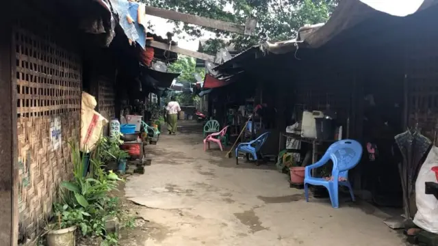 ကချင်ပြည်နယ် ၊ ဗန်းမော်မြို့ထဲကစစ်ဘေးရှောင်စခန်း