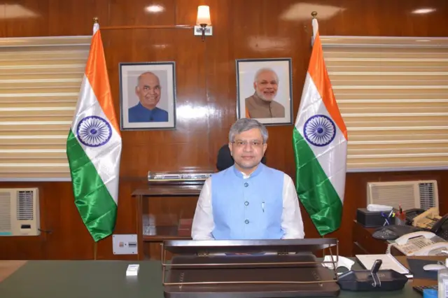 अश्विनी वैश्नव रेल और आईटी मामलों के कैबिनेट मंत्री बनाए गए हैं