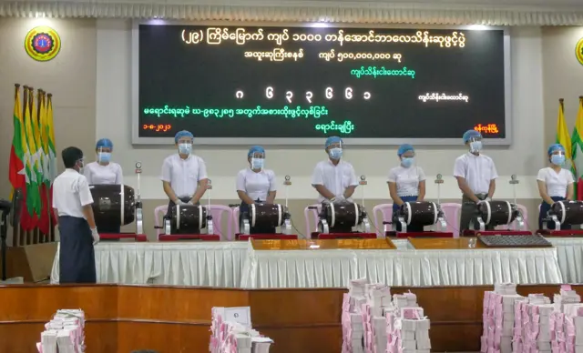စစ်ကောင်စီလက်ထက် အောင်ဘာလေထီ အမြင့်ဆုံးဆု ကျပ်သိန်း ၅၀၀၀ သာ ချီးမြှင့်နိုင်တာ ၃ လဆက်တိုက်ရှိပြီ