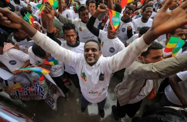 Itoobiya waxaa ka socday olole dadka loogu baaqayo inay kusoo biiraan dagaalka