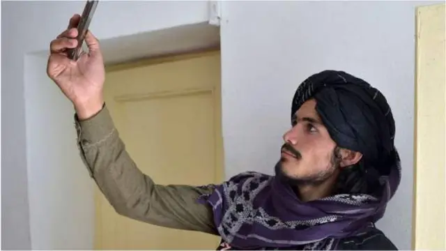 Kampuni zinazoendeleza teknolojia zakabiliwa na changamoto ya namna ya kushughulikia maudhui ya Taliban