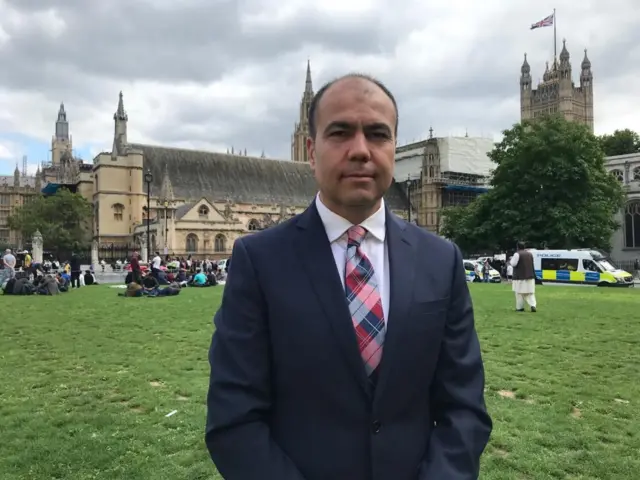داوود قاریزاده